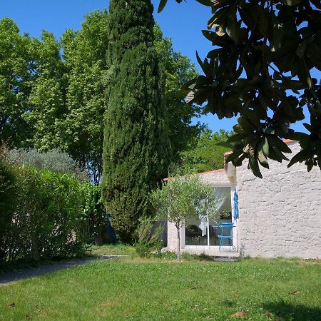 La Petite Maison De Lingling Mornas Buitenkant foto