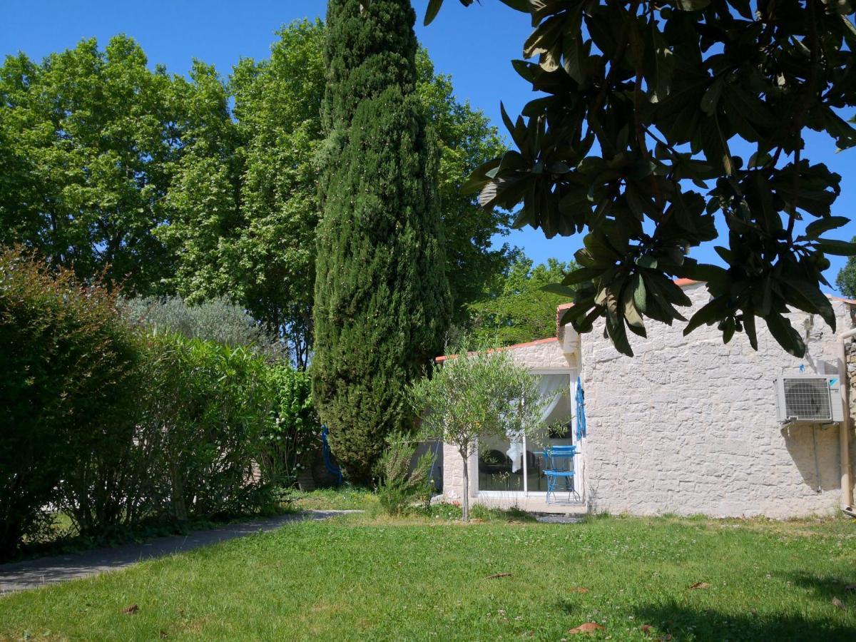 La Petite Maison De Lingling Mornas Buitenkant foto